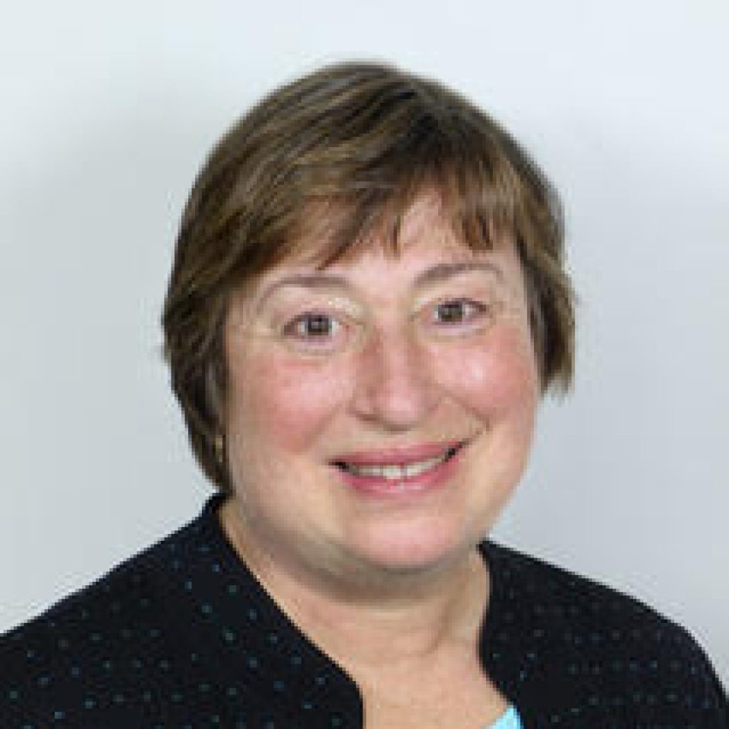 Headshot of Prof. Cathy Novelli.